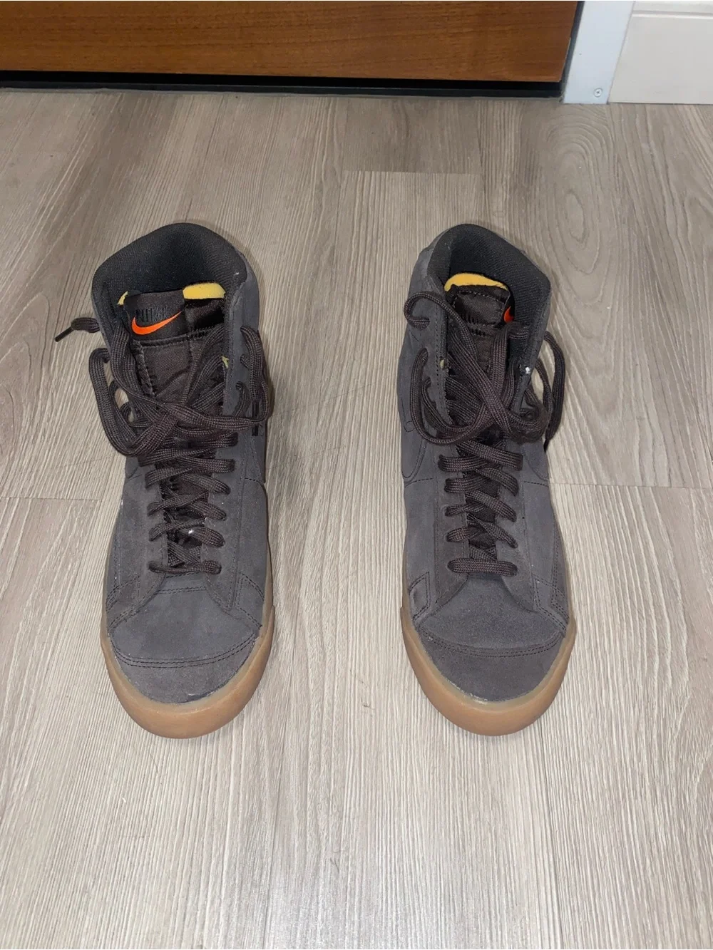 Nike brown high